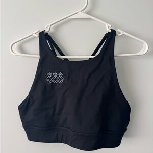 Tres Pinas Women's Sports Bra